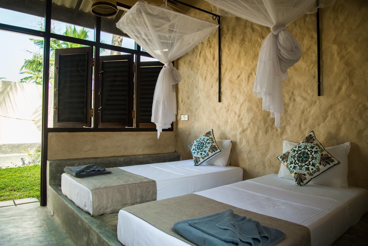 Lime & Co Hostel Weligama Exterior foto